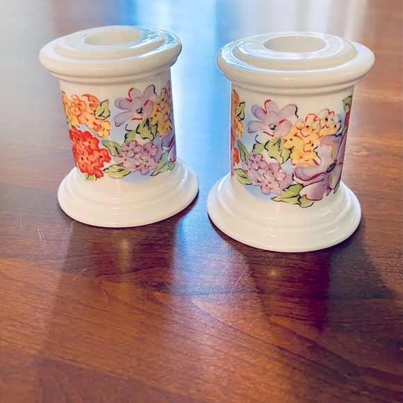 Set of 2 Vintage Floral Candle Holders from 1987 Avon Spring Hostess Collection - Picture 7 of 7